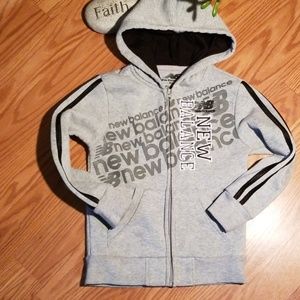 New Balance zip up sweatshirt 5/6‎